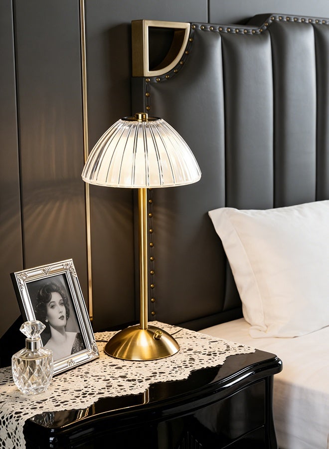 مصباح طاولة LED يعمل باللمس - قابل لإعادة الشحن عبر منفذ USB ولاسلكي - مع إضاءة قابلة للتعتيم بثلاثة ألوان، تصميم معدني عصري بسيط، إضاءة أجواء عتيقة لتزيين المنزل، غرفة النوم، ضوء ليلي، فكرة هدية (15 × 15 × 32 سم) - Image 1